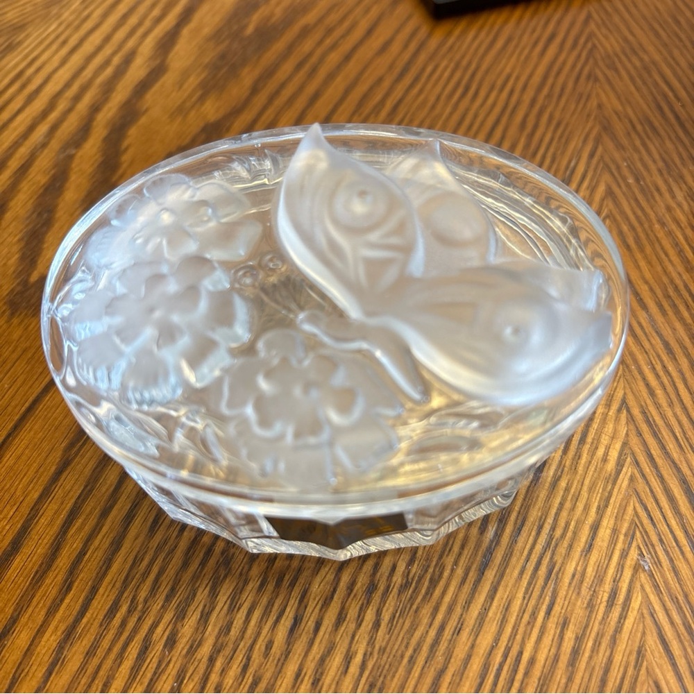 Elegant Frosted Glass Trinket box